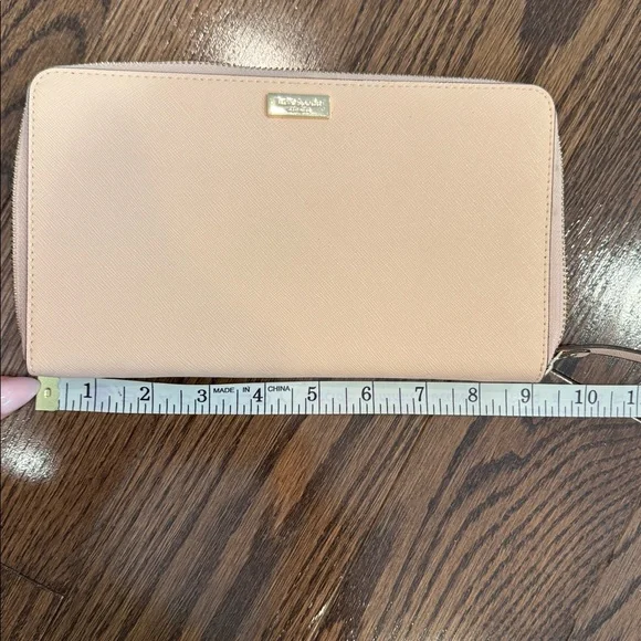 Kate Spade Loght Pink Wallet - Picture 10 of 11